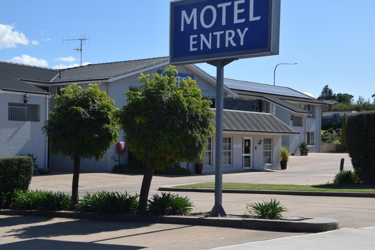 Best Western Coachman'S Inn Motel Бетхерст Екстер'єр фото